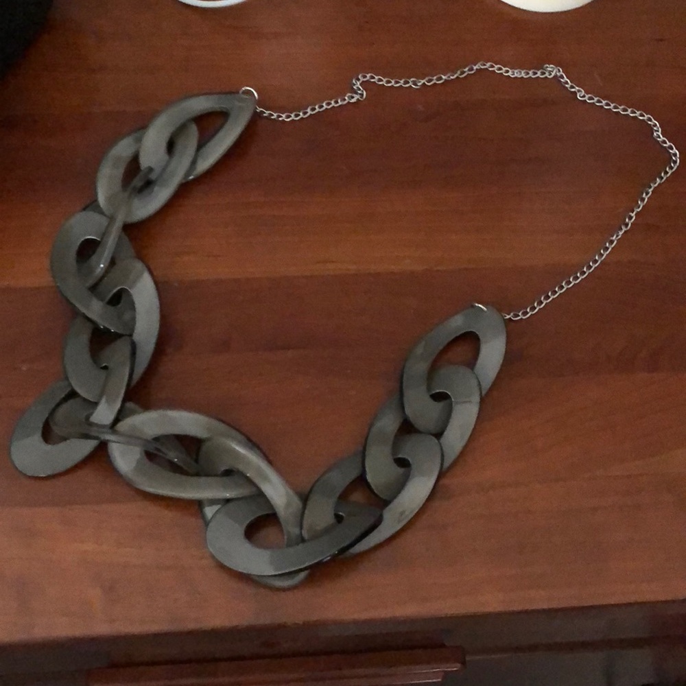 Acrylic chunky statement necklace